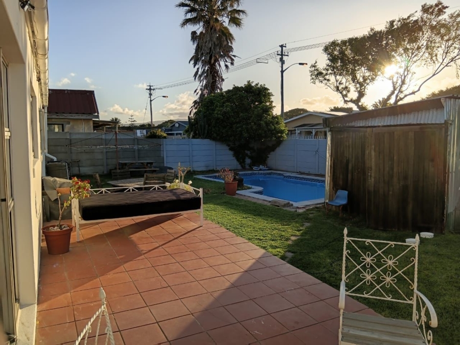 3 Bedroom Property for Sale in Lansdowne Western Cape